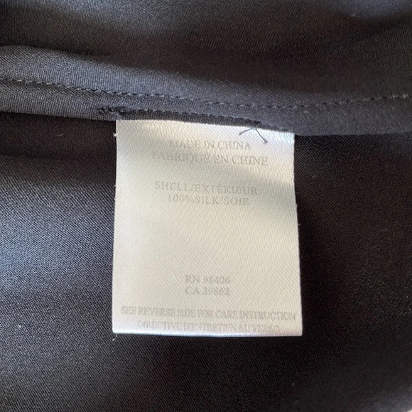 THEORY Meighan flowing 100% silk black top blouse size P - Picture 7 of 7